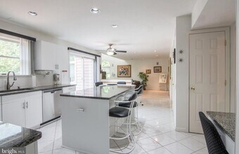 3753 Birch Ln in Owings Mills, MD - Foto de edificio - Building Photo