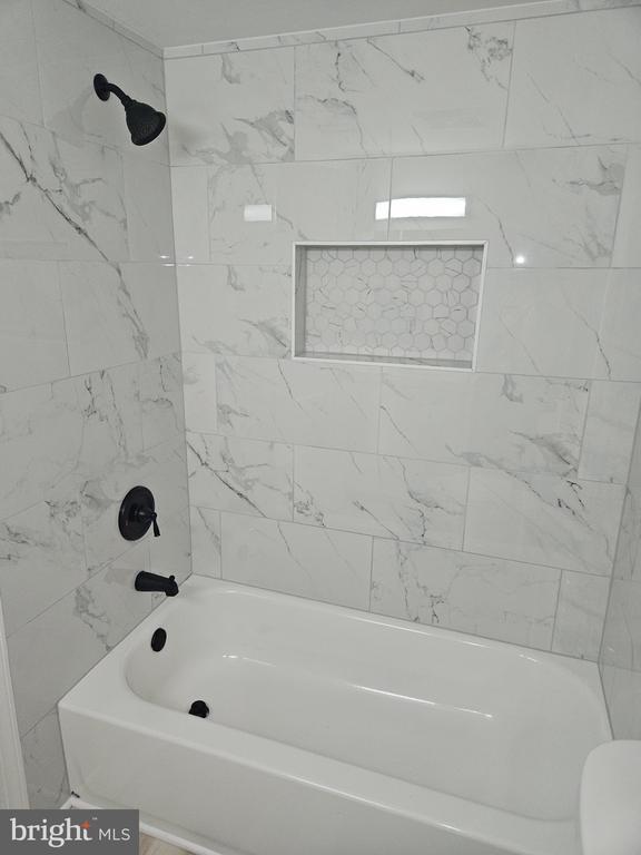 6300 Hil-Mar Dr in District Heights, MD - Building Photo - Building Photo
