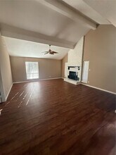 15715 Rolling Timbers Dr in Houston, TX - Building Photo - Building Photo