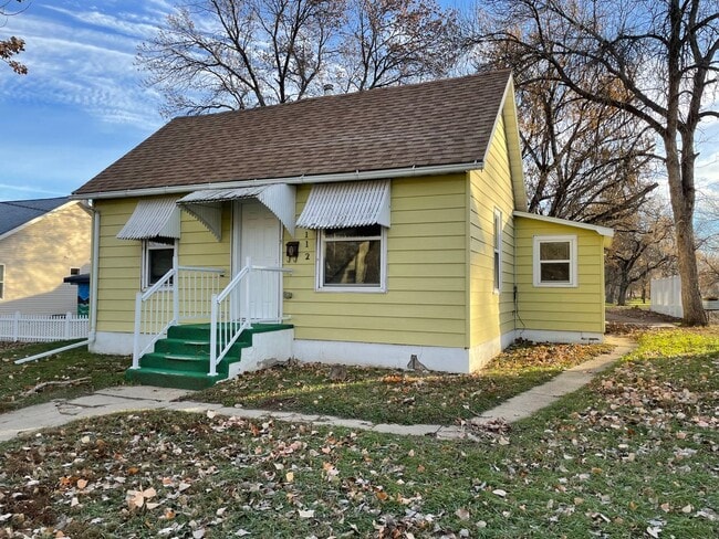 property at 112 6th St NW