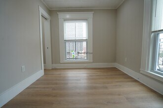 142 Dorchester St in Boston, MA - Building Photo - Building Photo