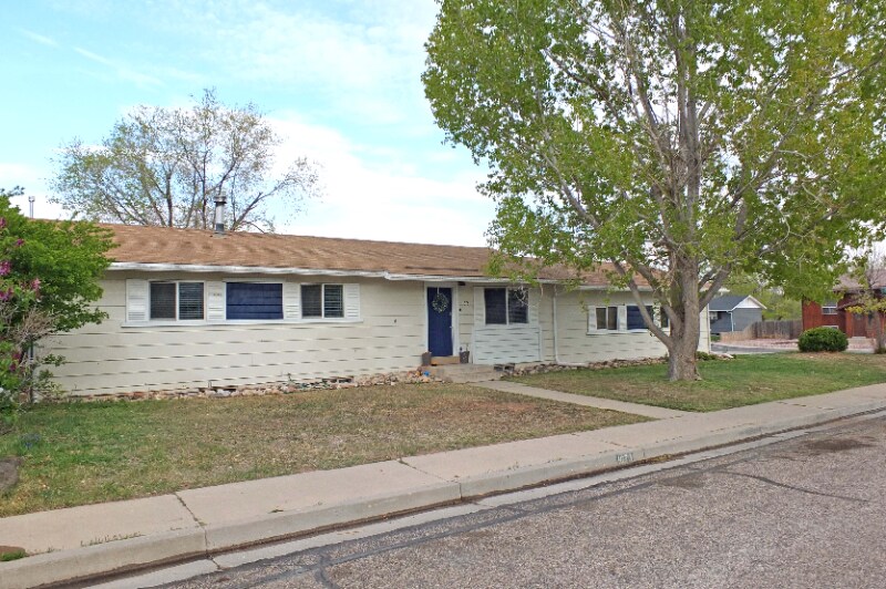 1673 Northfield Rd in Cedar City, UT - Foto de edificio