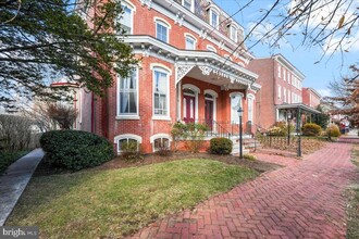 223 W Miner St in West Chester, PA - Building Photo - Building Photo