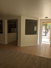 8445 N Avd De La Bellota in Tucson, AZ - Building Photo - Building Photo
