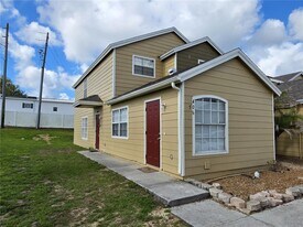 406 Washington Palm Loop in Davenport, FL - Building Photo
