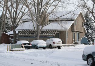 Driftwood Apartments in Fort Collins, CO - Building Photo - Building Photo