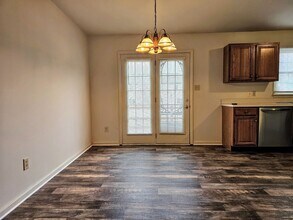 88 Robinhill Dr in Lititz, PA - Building Photo - Building Photo