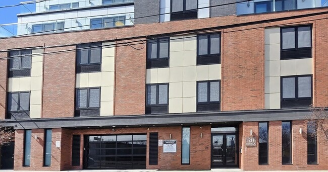 211 Baldwin Ave in Jersey City, NJ - Building Photo - Building Photo