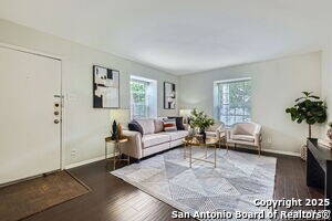 1045 Shook Ave in San Antonio, TX - Building Photo - Building Photo