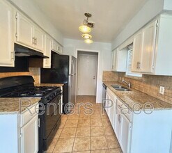 212 E Austin St in Broken Arrow, OK - Building Photo - Building Photo