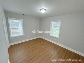 1326 Whitewater Rd in Memphis, TN - Building Photo - Building Photo