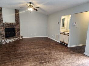 1211 King George Blvd in Savannah, GA - Building Photo - Building Photo