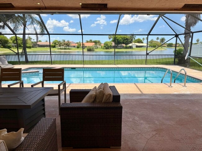 20725 Waters Edge Ct