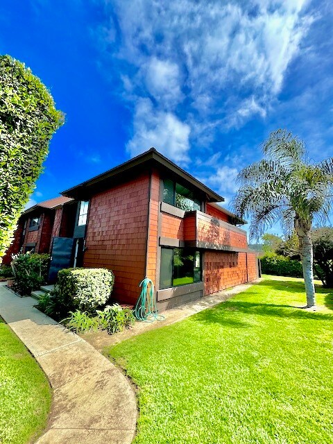 property at 2524 Ocean Cove Dr