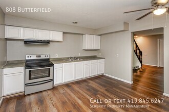 808 Butterfield Dr in Toledo, OH - Building Photo - Building Photo