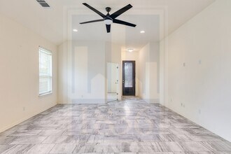 872 Centerra Hills Cir in Round Rock, TX - Building Photo - Building Photo