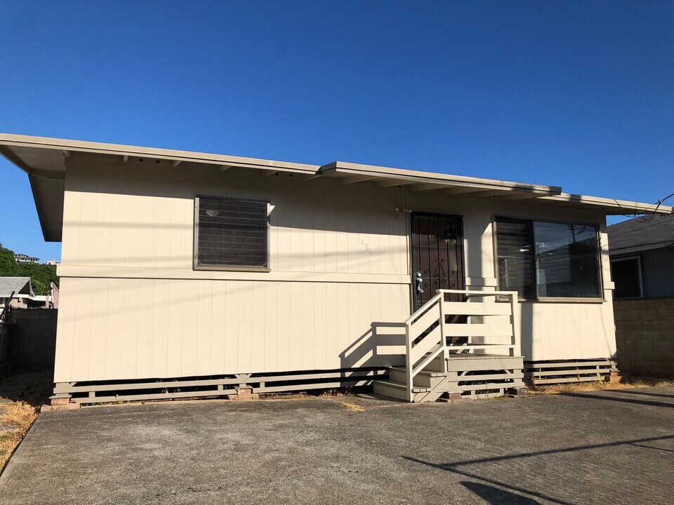 1439 8th Ave in Honolulu, HI - Building Photo