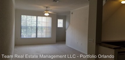 6131 Metrowest Blvd in Orlando, FL - Foto de edificio - Building Photo