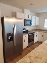 7036 Cruz Ct in Lakeland, FL - Foto de edificio - Building Photo