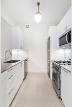 Greenwich St Lofts in New York, NY - Building Photo - Building Photo