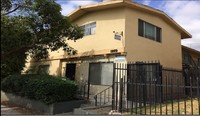 1871 Chestnut Ave in Long Beach, CA - Foto de edificio - Building Photo