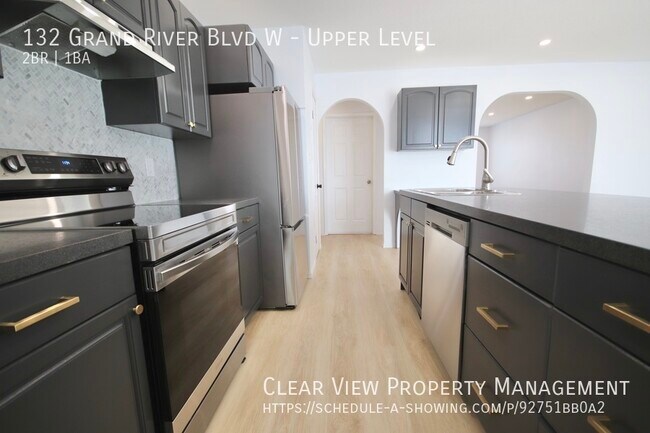 132 Grand River Blvd W in Lethbridge, AB - Building Photo - Building Photo