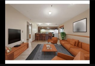 1707 Hallmark Ave N in Oakdale, MN - Foto de edificio - Building Photo