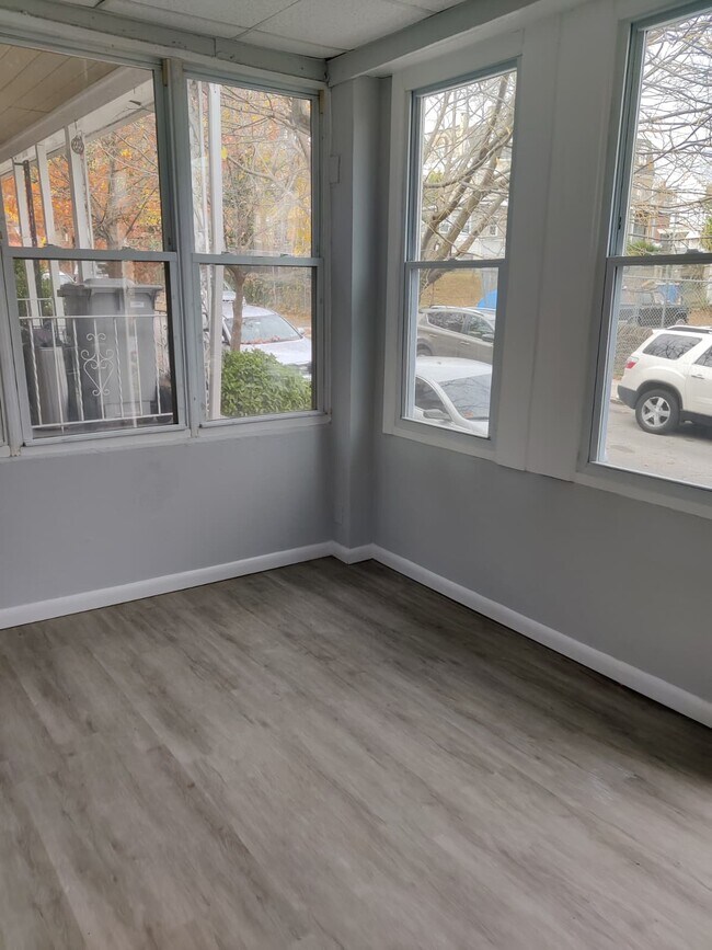 532 E Mayland St in Philadelphia, PA - Building Photo - Building Photo