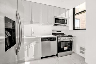 1255 5th Ave in New York, NY - Building Photo - Building Photo