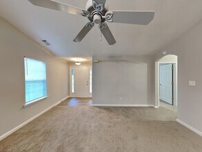 10519 Tobano Trail in Jonesboro, GA - Foto de edificio - Building Photo