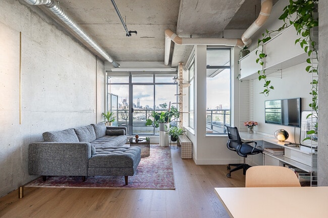property at 495 W 6th Ave