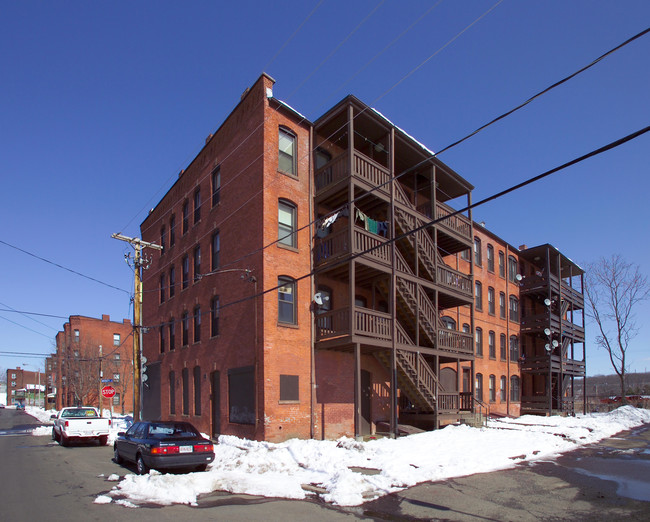 89-99 Mosher St in Holyoke, MA - Building Photo - Building Photo