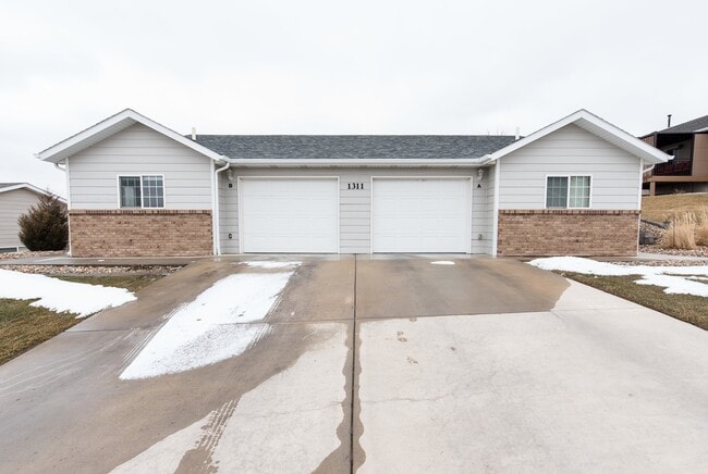 1311 Sydney Dr