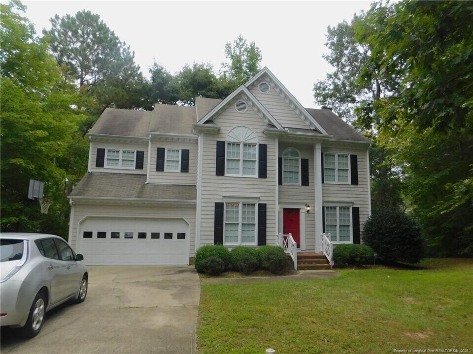 106 Southbank Dr in Cary, NC - Building Photo