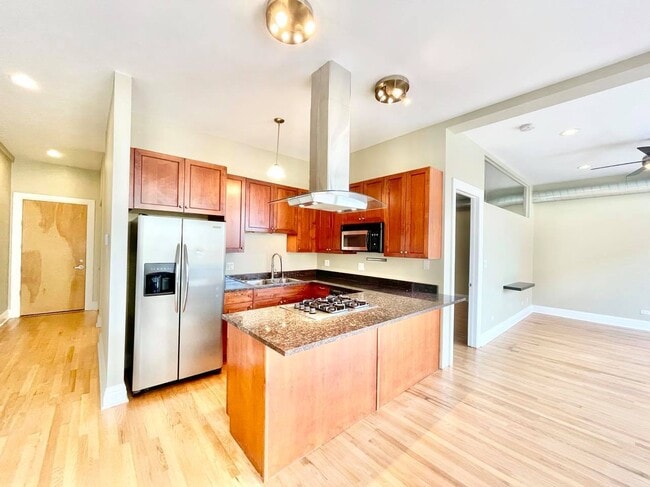 1107 W Lawrence Ave in Chicago, IL - Building Photo - Building Photo