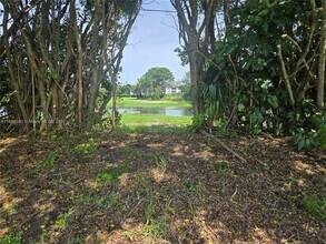 600 SW 8th Pl in Boynton Beach, FL - Building Photo - Building Photo