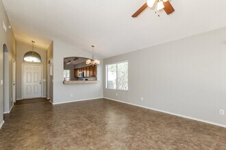 18139 N Skyhawk Dr in Surprise, AZ - Building Photo - Building Photo