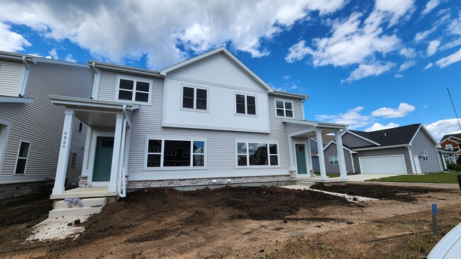 4858 Suelo Rd in Fitchburg, WI - Building Photo - Building Photo