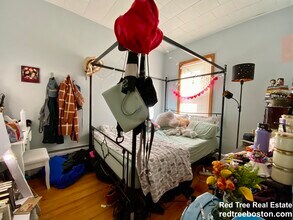 64 1/2 Day St, Unit 1 in Boston, MA - Building Photo - Building Photo