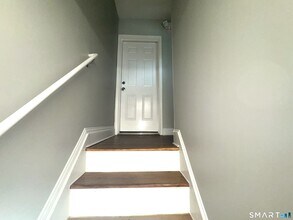 105 Churchill St in Fairfield, CT - Foto de edificio - Building Photo