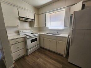 609 38th St in Lubbock, TX - Building Photo - Building Photo