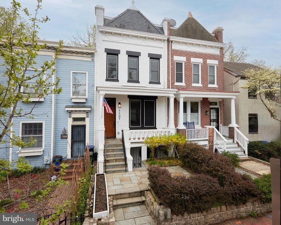 1107 G St SE in Washington, DC - Building Photo