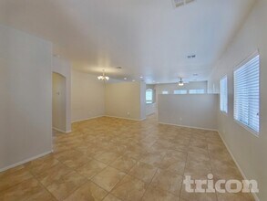 36907 W Mondragone Ln in Maricopa, AZ - Building Photo - Building Photo