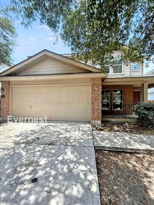 2671 Hunt St in New Braunfels, TX - Building Photo