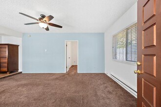 16920 Flume Rd SE in Yelm, WA - Building Photo - Building Photo