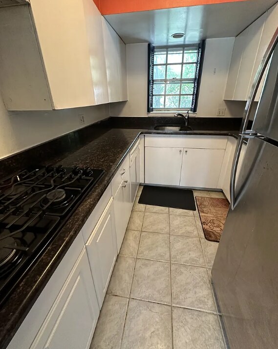 117 Lake Shore Rd, Unit 3 in Boston, MA - Building Photo - Building Photo