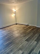 River View Apartments in Akron, OH - Building Photo - Building Photo