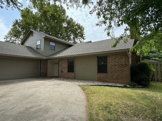 property at 2306 NE Garden Ln