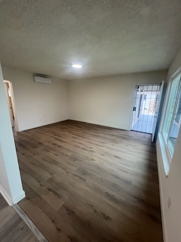 2 bedroom W in Bellflower, CA - Building Photo - Building Photo