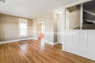 4215 Grant St in Omaha, NE - Building Photo - Building Photo